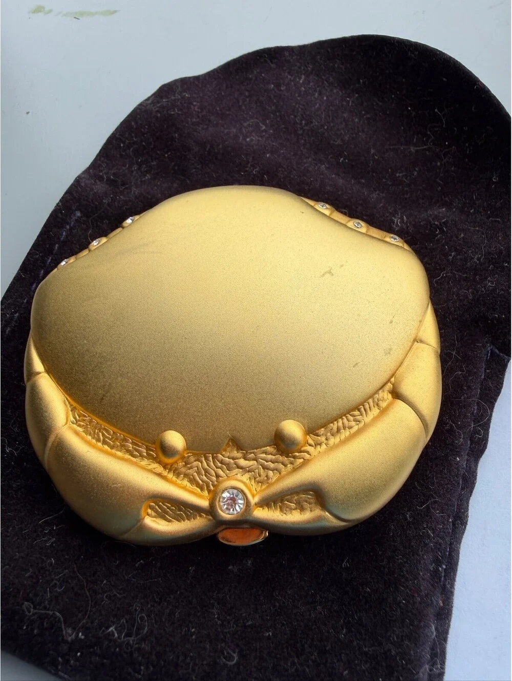 Estée Lauder Cancer Zodiac Powder Compact Gold Tone Vintage S-18